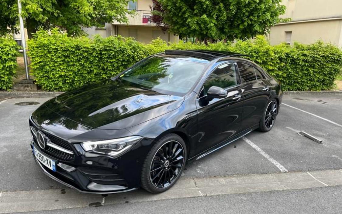 MERCEDES-BENZ CLA 200D AMG LINE