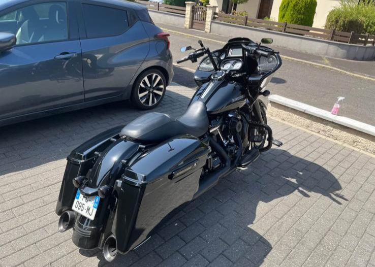 ROAD GLIDE SPECIAL 107