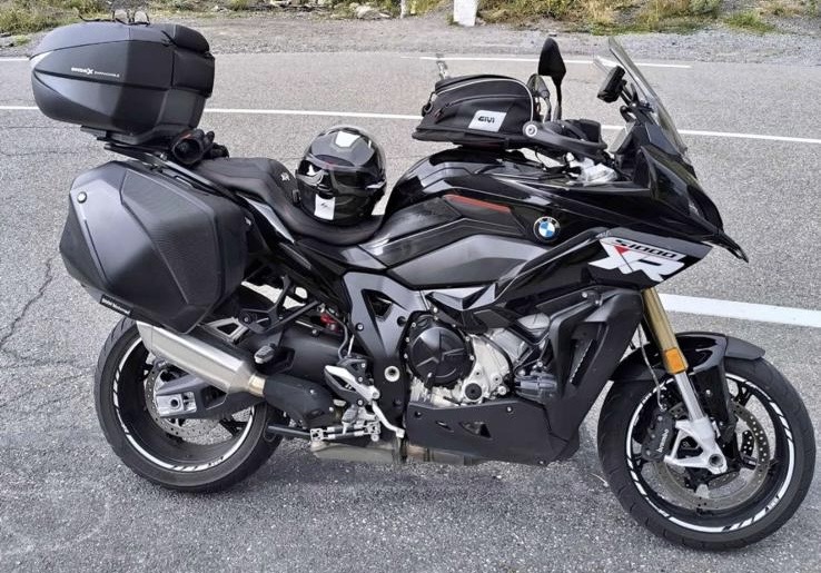 BMW S1000XR